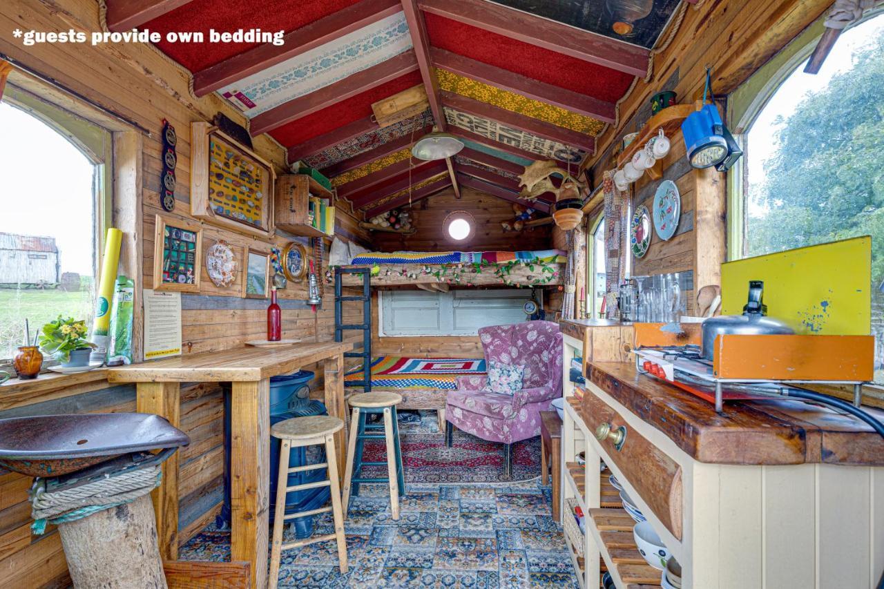 2 X Double Bed Glamping Wagon In Dalby Forest Scarborough Dış mekan fotoğraf